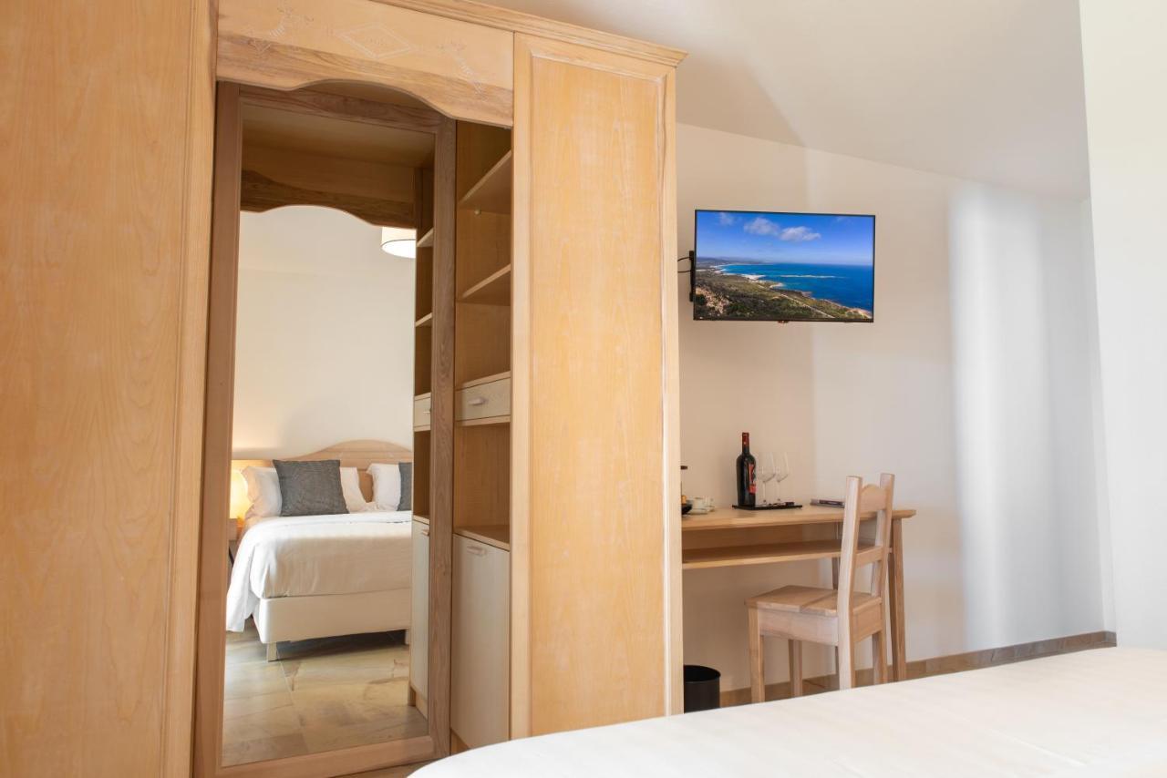 Hotel Maristesi à Siniscola Extérieur photo