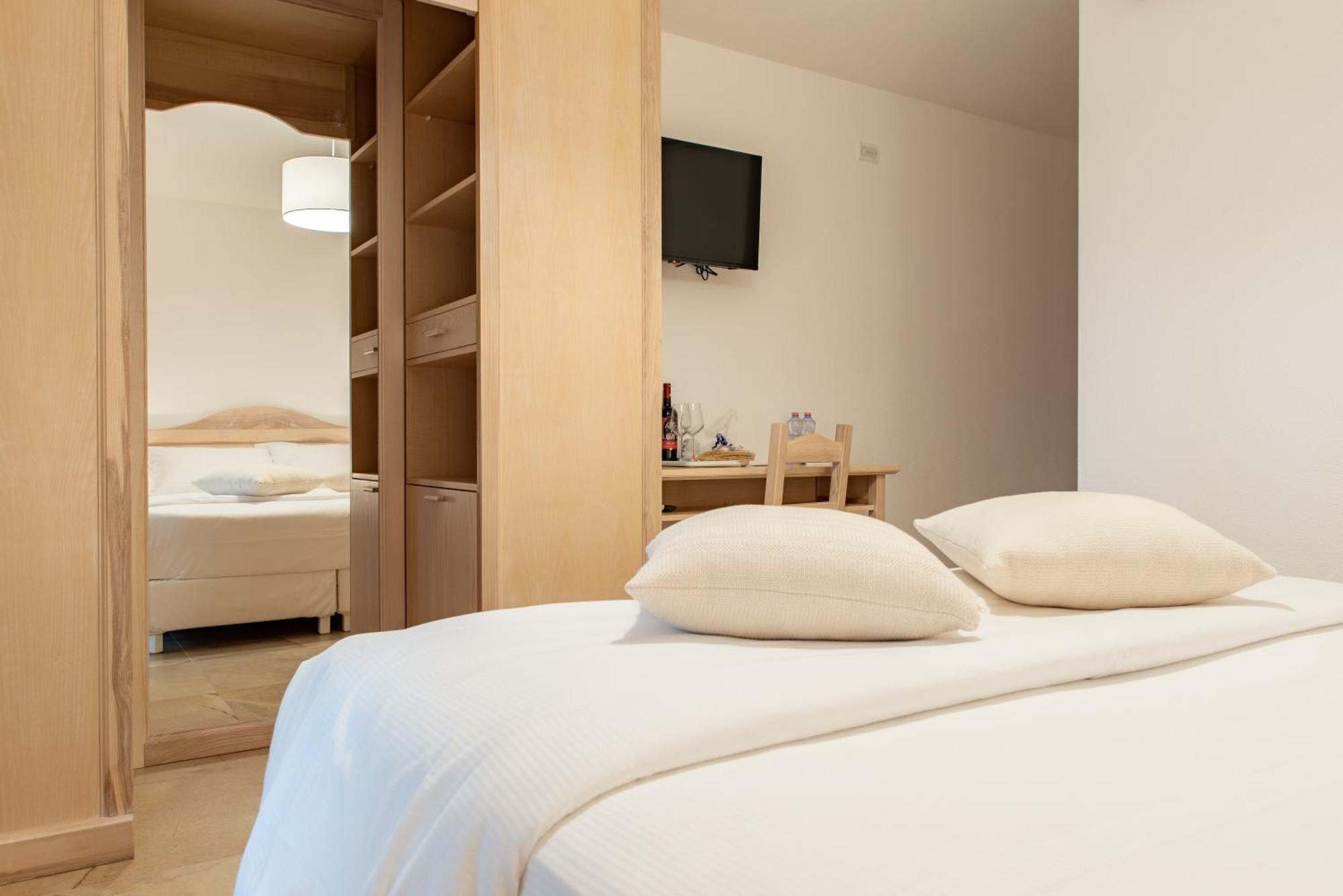 Hotel Maristesi à Siniscola Extérieur photo